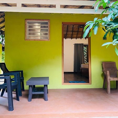 Hampi Village Resort & Tutti Cafe Extérieur photo