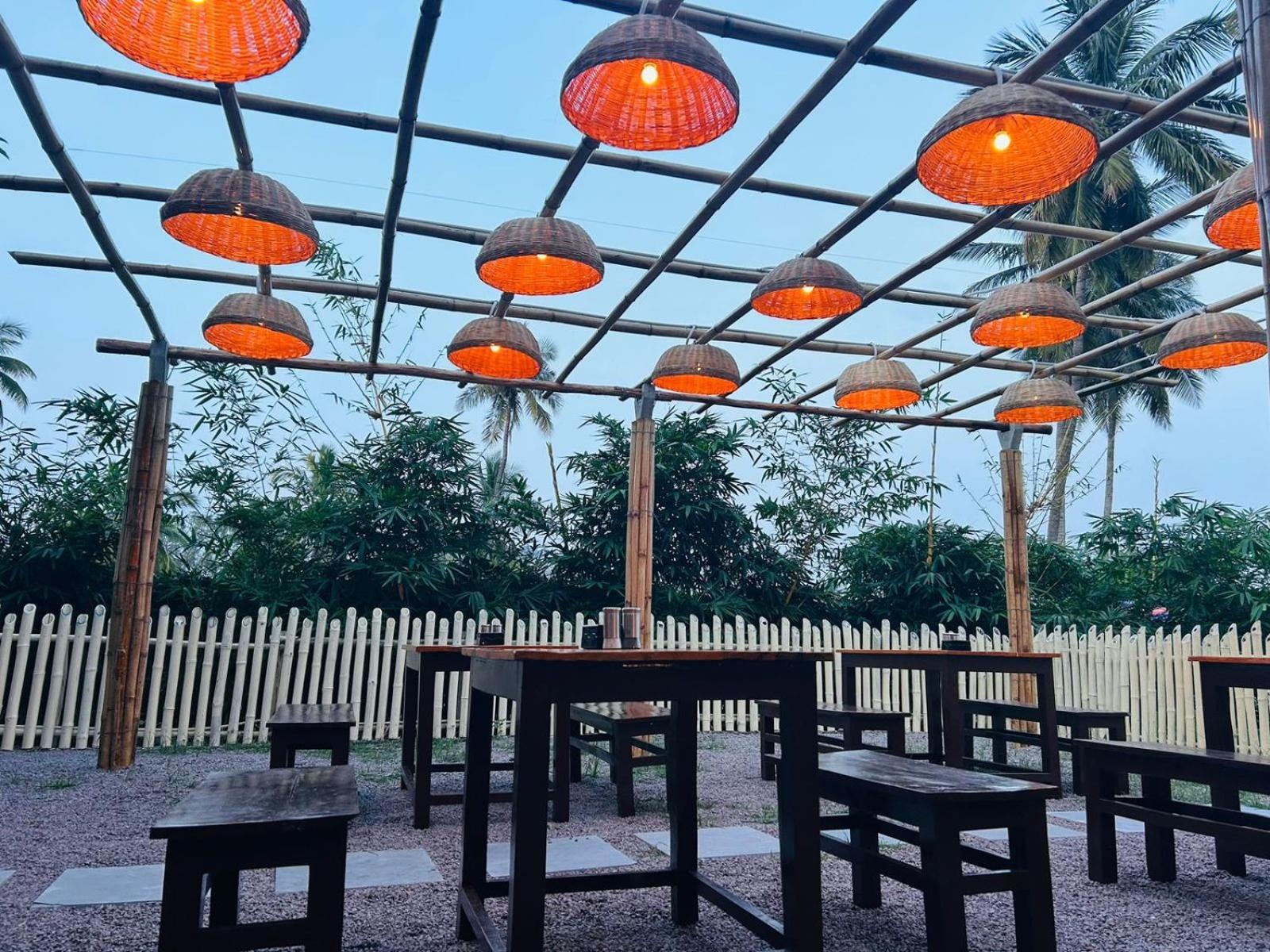 Hampi Village Resort & Tutti Cafe Extérieur photo