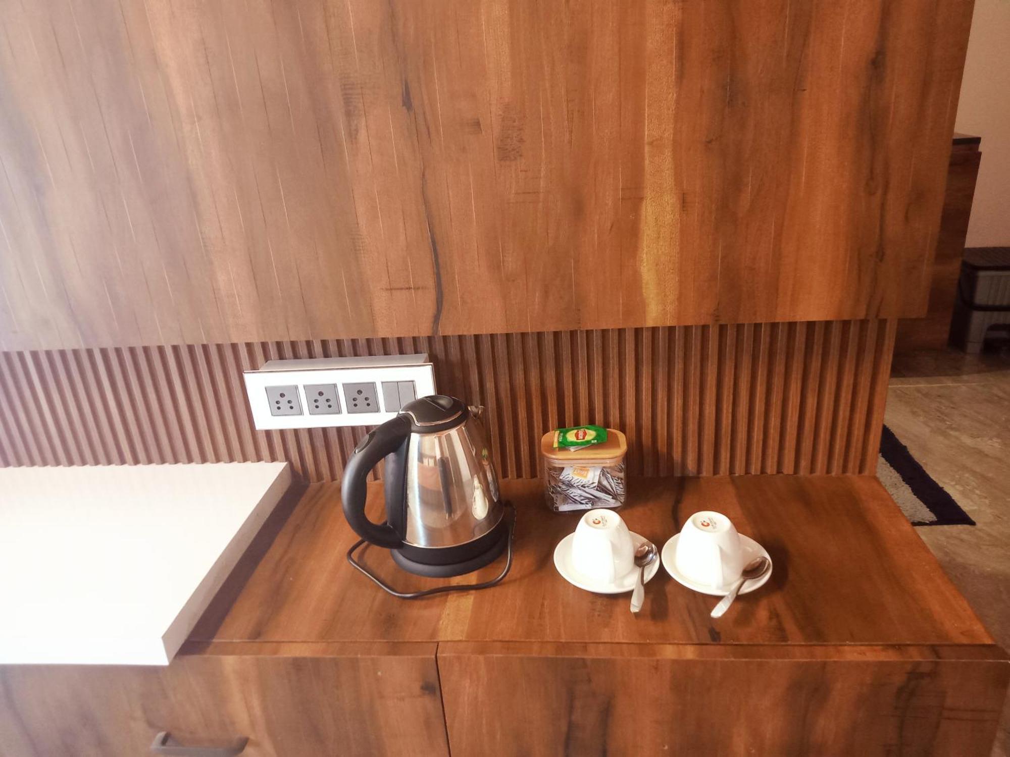 Hampi Village Resort & Tutti Cafe Extérieur photo